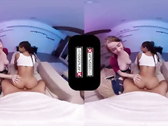 Ellie and Riley Threesome in VR XXX Parody
